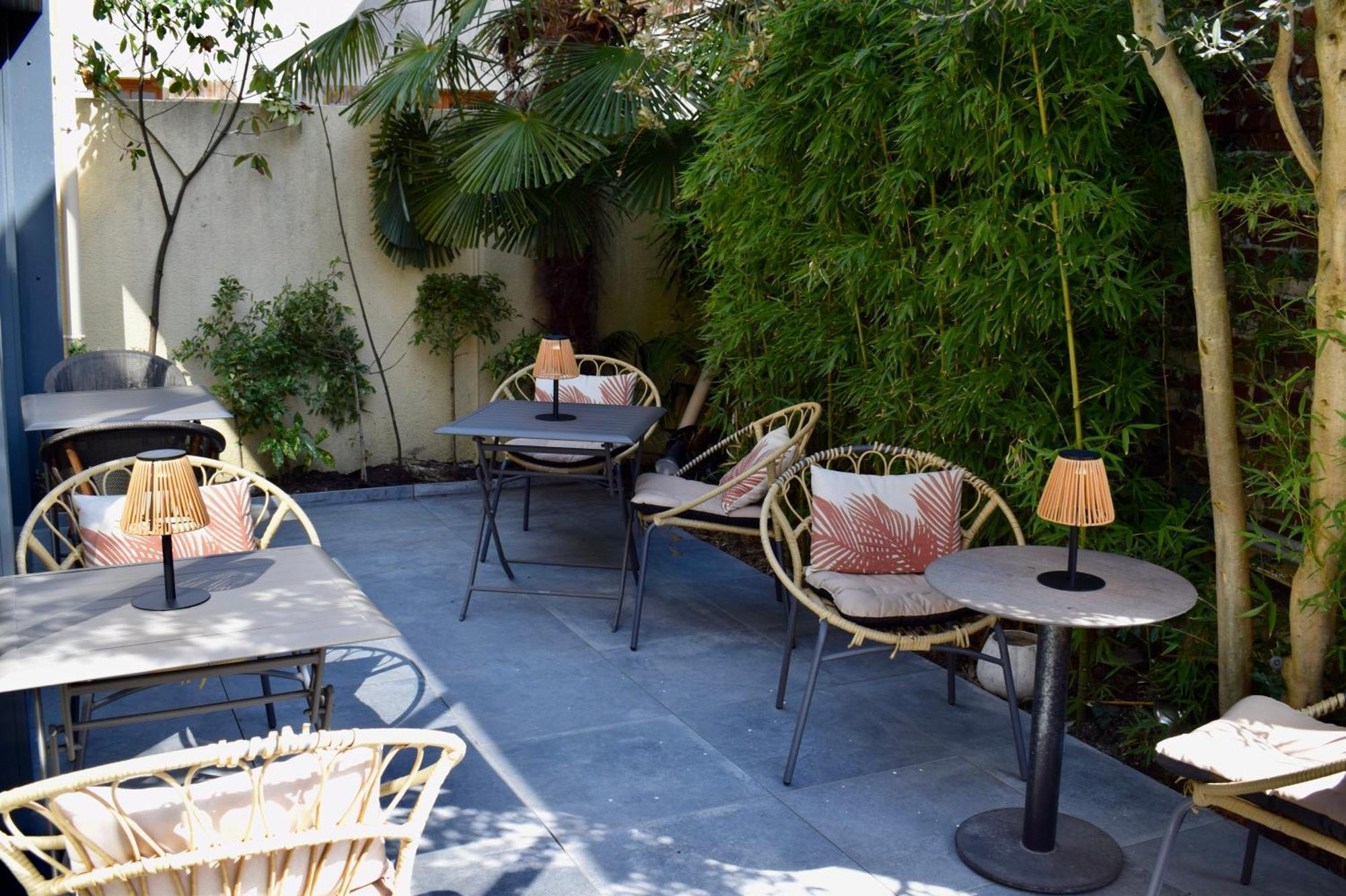 Le Trophee Boutique Hotel Spa- La Loggia Appart'Hotel Deauville Exterior photo